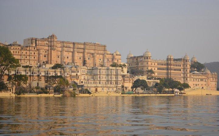 Udaipur Sightseeing Tour mit Führer