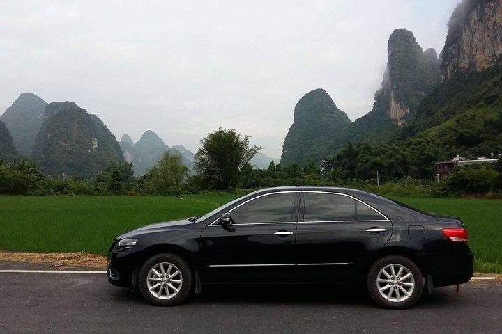 桂林から鳳凰へのプライベートトランスファーとChengyang Dong Villageで下車