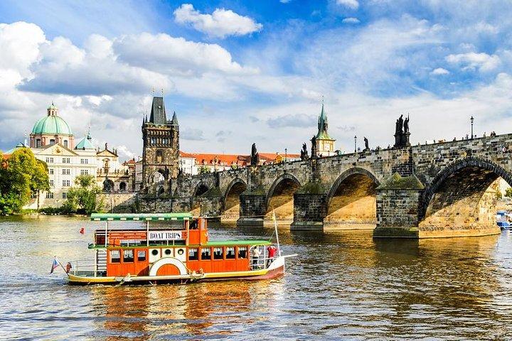 Excursão a pé privada do melhor de Praga (margem esquerda e direita do rio)