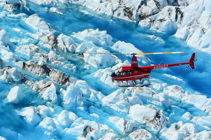 Anchorage Helicopter Flight with Glacier Landing (1 hora)