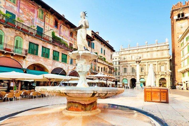 Excursão a pé pelos locais imperdíveis da cidade de Verona com guia local