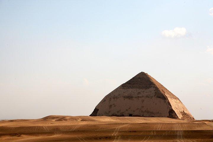 Dahshur Pyramids, Memphis e Sakkara Pyramid Day Tour