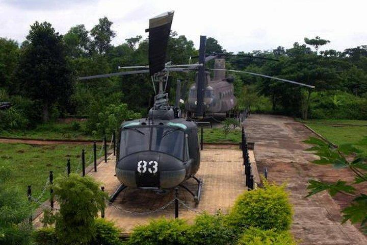Utforska DMZ in Private: Vinh Moc & Khe Sanh från Hue