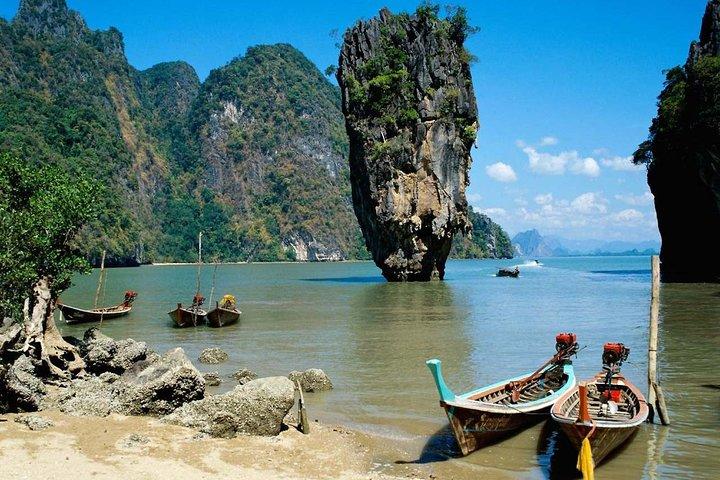 Esplora Phuket James Bond Island in barca a coda lunga + canoa da mare