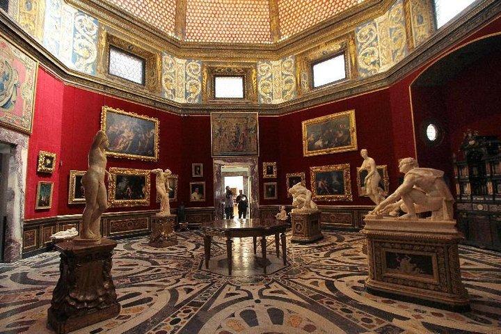 Lille gruppe Uffizi galleri guidet tur