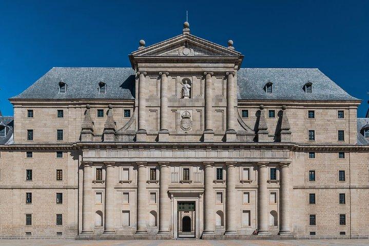 Escorial y Valle y Segovia desde Madrid