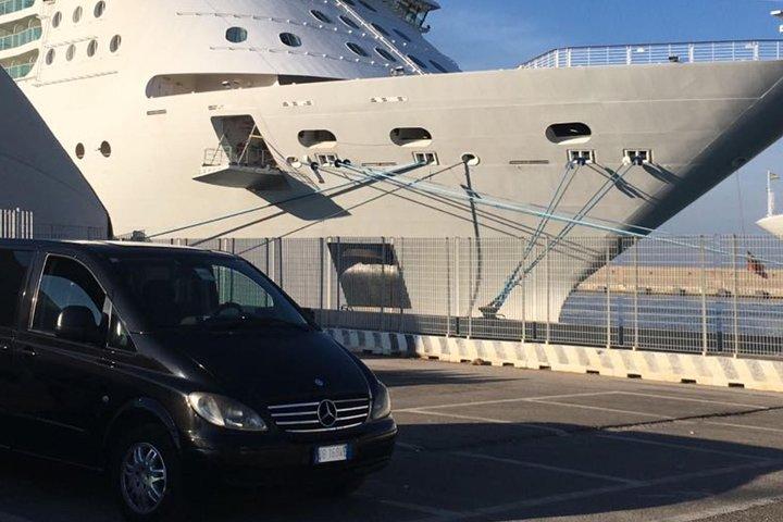 Tour privado posterior al crucero desde el puerto de Civitavecchia a Roma