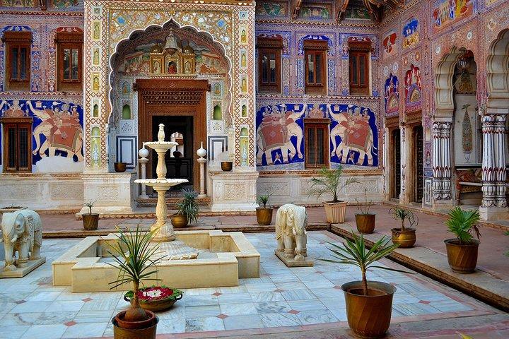 Privater Tagesausflug von Jaipur nach Shekhawati und Mandawa