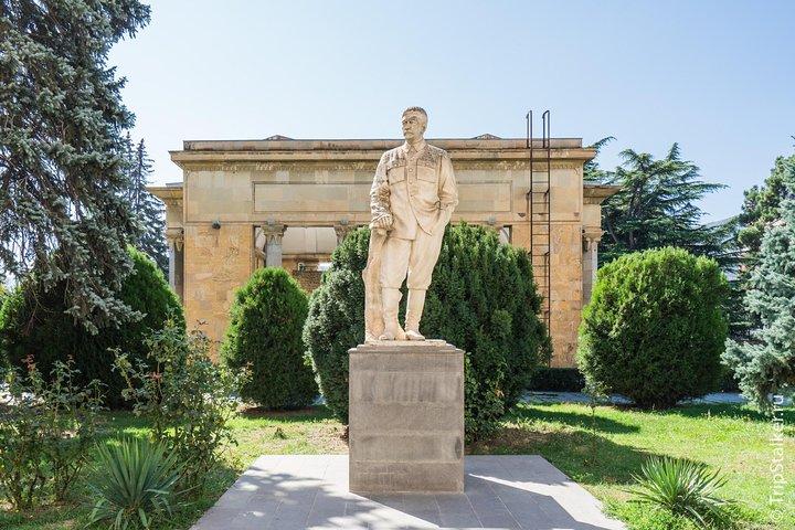 Privat tur til Mtskheta Stalin Museum Uplistsikhe Caves