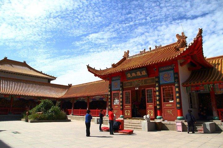 プライベート半日ツアーハルビン儒教の寺院と幸福の寺院（Jile Si）