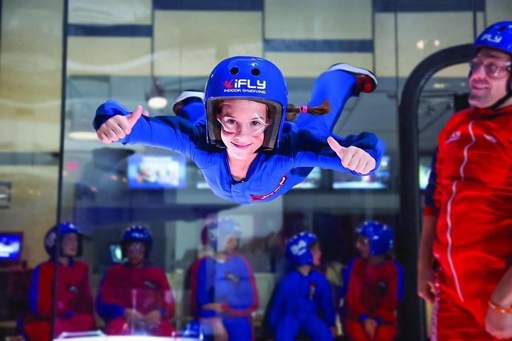 Entrée pour le parachutisme en salle de Westchester avec 2 vols et certificat personnalisé