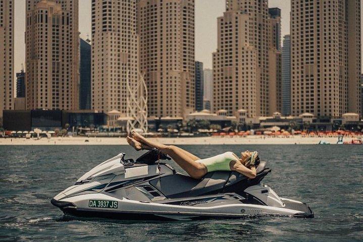 Jet ski Dubai 30 minute Guided Sightseeing Tour