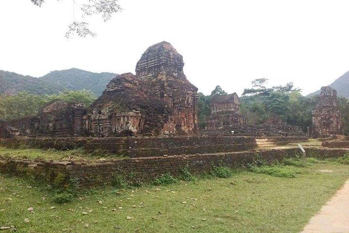 MY SON SANCTUARY - A JOURNEY to History &Culture &HOI AN City Tour（マイ・ソン・サンクチュアリ - 歴史と文化への旅 &ホイアン・シティ・ツアー）
