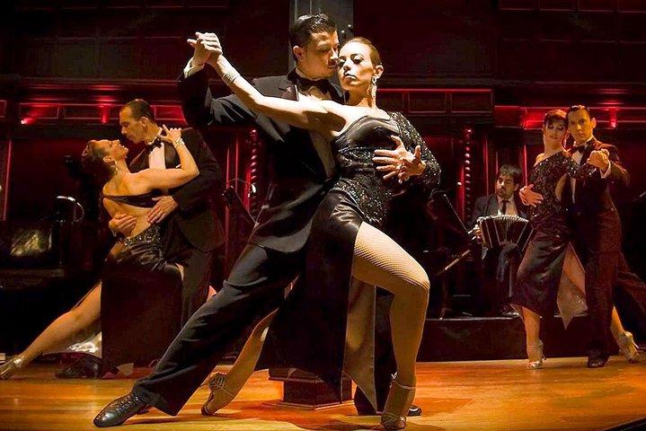 Buenos Aires Shore Excursion: El Querandi Tango Show e jantar