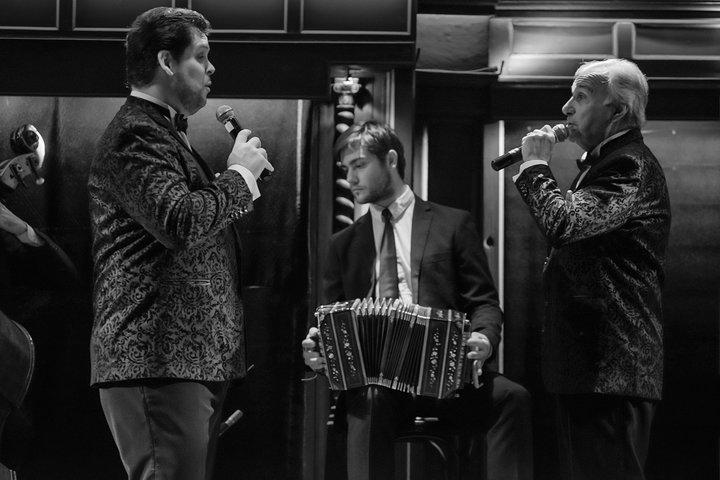 Buenos Aires Shore Excursion: El Querandi Tango Show e jantar