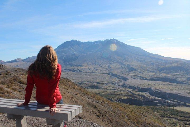 Mt. Helens National Monument från Seattle: All-Inclusive Small Group Tour