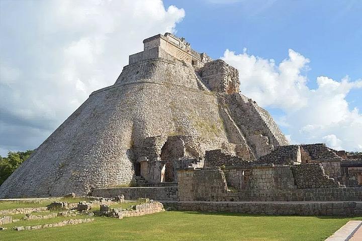 Uxmal og Choco Story Privat tur fra Merida