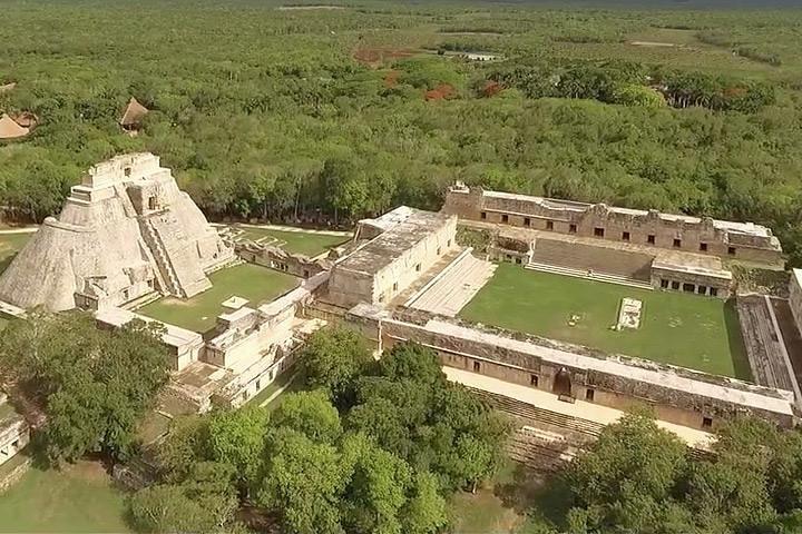 Uxmal og Choco Story Privat tur fra Merida