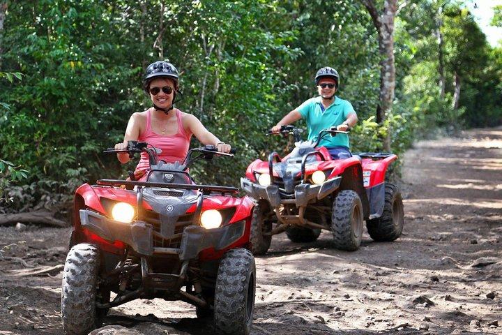 Atvを運転し、Ziplinesを楽しんで、CancunとRiviera MayaのCenoteで泳いでください。