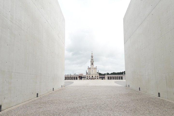 Fátima, Batalha, Nazaré og Óbidos dagstur