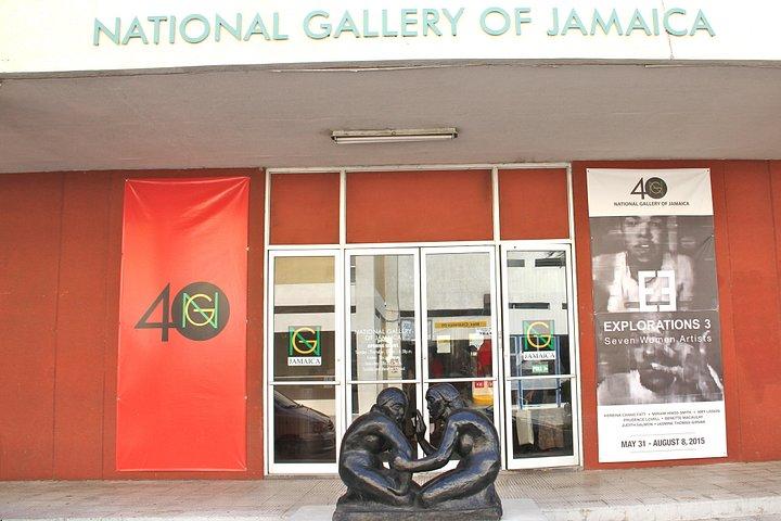 Kingston Half Day Community and Art Tour
