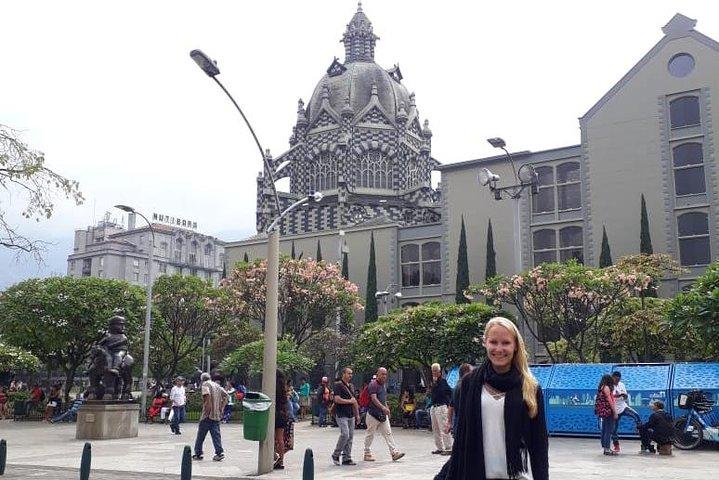 Visite à pied de la ville de Medellin et excursion en téléphérique