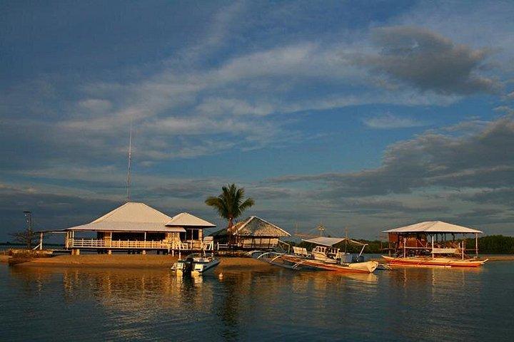 Private Honda Bay Island Hopping Tour