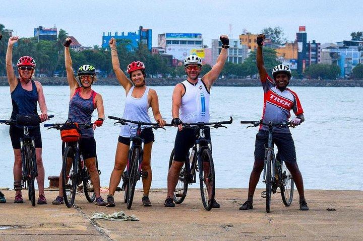 Galle : Dorf und Lagune Private Radtour