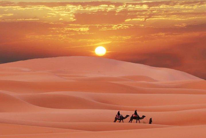 Tour nel deserto di Merzouga da Marrakech e giro in cammello
