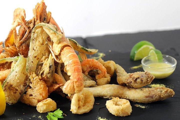 Veneza: passeio de barco a Murano, Burano e Torcello com almoço de peixe