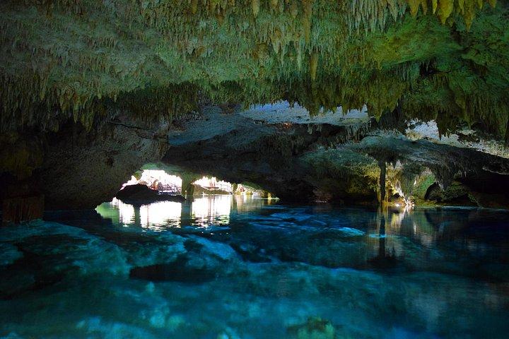 プラヤデルカルメンまたはリビエラマヤからのマヤ冒険シュノーケリングツアー