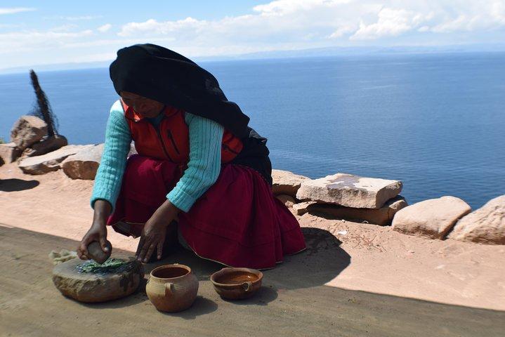 Tour Uros Amantani Taquile Full Day