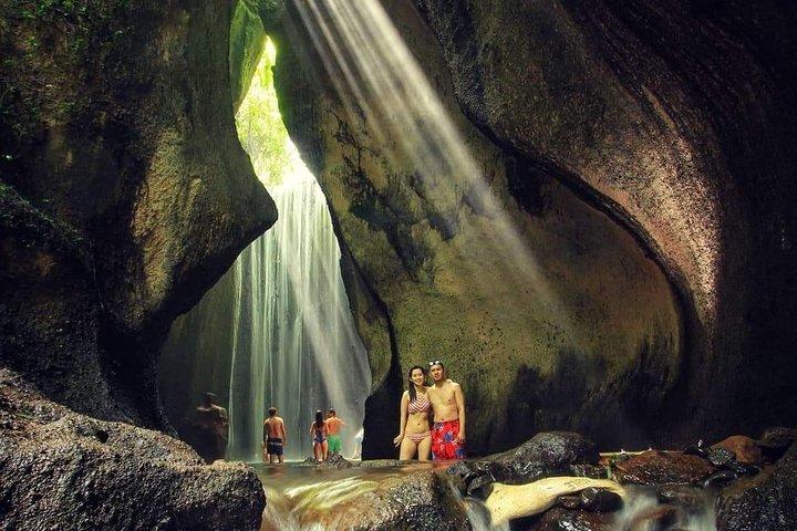 Puerta del cielo de Lempuyang, Tirta gangga y cascada tukad cepung