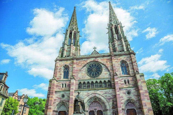 アルザスワインルート小グループ半日ツアー（ストラスブール発テイスティング付き）