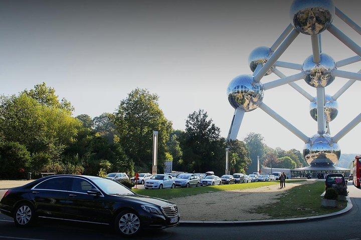 Trasferimento privato dall'aeroporto di Bruxelles o città a Charleroi In auto di lusso