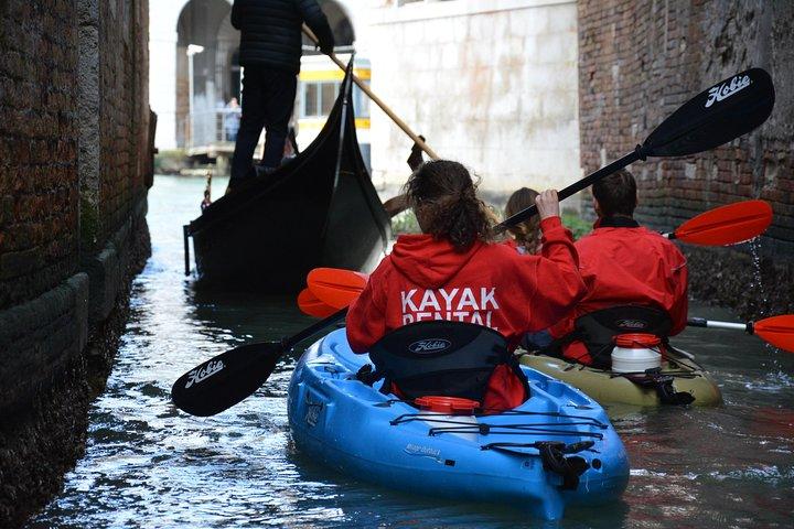 Venecia: 60' Tour rápido en kayak con guía