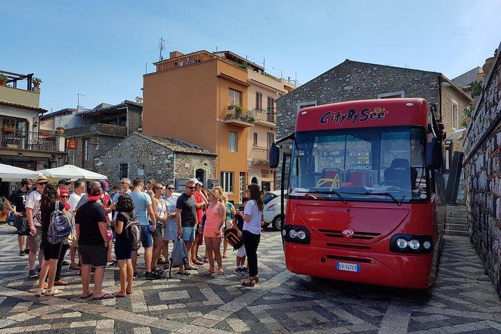 CityBySee Hop On-Hop Off - Visite du parrain de la ligne verte - Demi-journée
