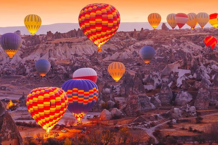 Cappadocia-Ephesus-Pamukkale from Istanbul by Flight (Hot-Air Balloon Optional)