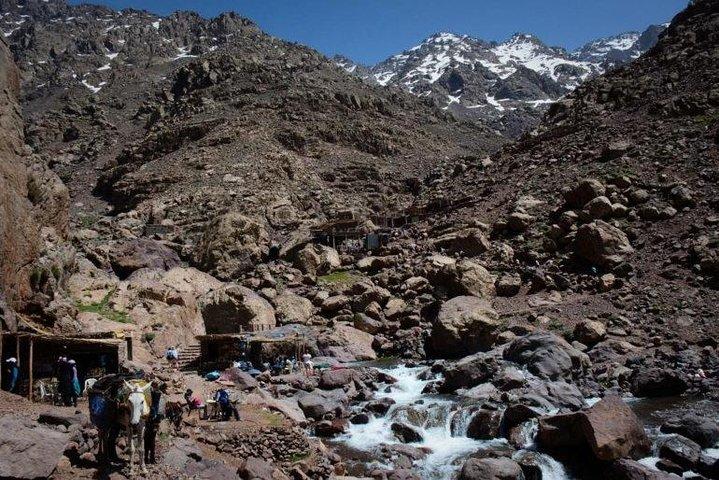 マラケシュから始まる日帰り旅行Imlil Treks
