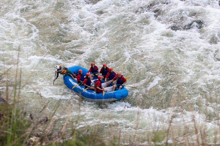 クスコからのサイクリング、インカ トレイル、ラフティング、ジップラインを備えた 4 日間のマチュ ピチュ
