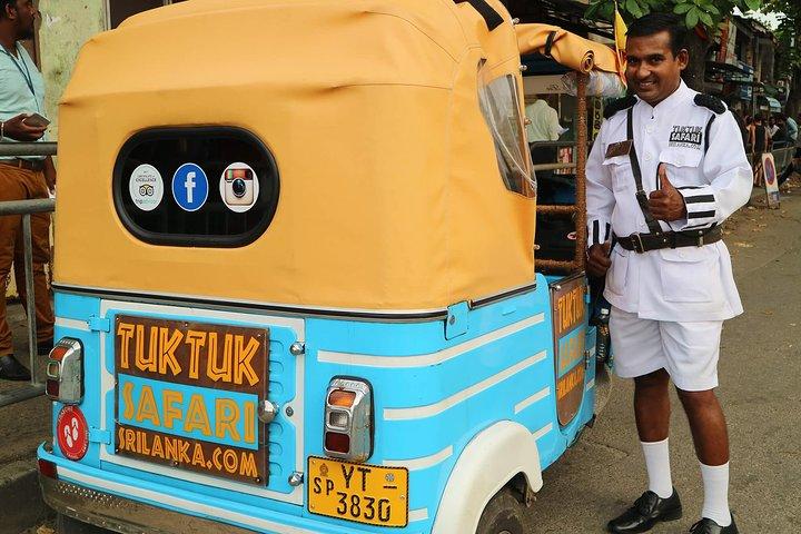 Mattina all inclusive Colombo City Safari di TukTuk