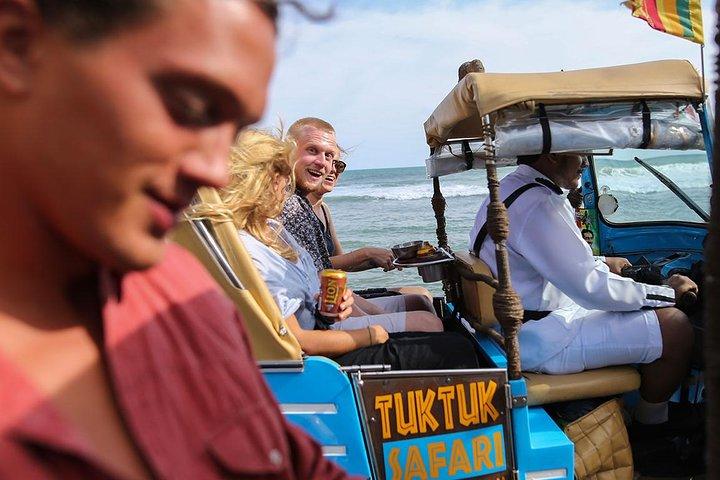 Safari mattutino sulla spiaggia all inclusive di TukTuk da Galle