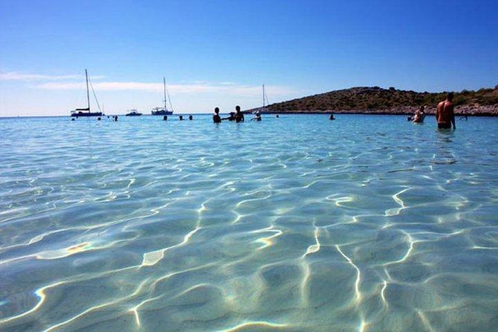 Desde Zadar: excursión de un día al Parque Nacional de Kornati con desayuno y almuerzo