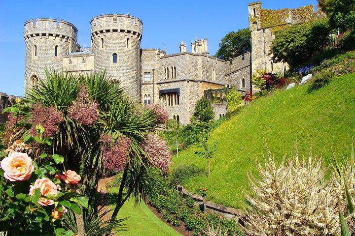 Castelo de Windsor, Stonehenge e passeio de carro particular em Bath saindo de Londres