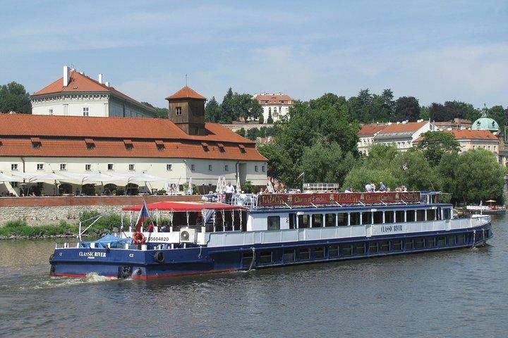 Praag Panoramische Vltava Rivier sightseeing Cruise