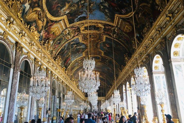 Visita privada al Palacio de Versalles y Giverny con almuerzo y recogida en el hotel
