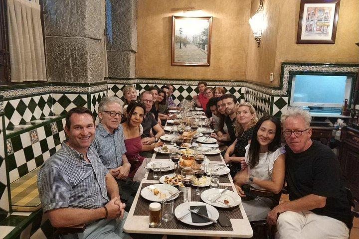 Tasting Madrid: Tapas Private Guided Tour (Customizable)
