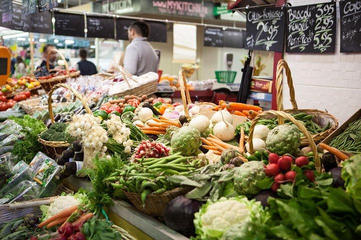 Private Market Tour e Classic French Cooking Class em Paris