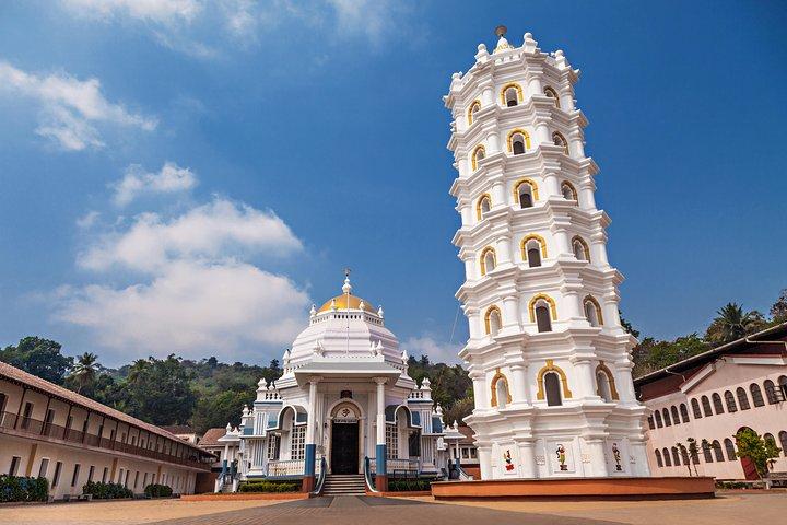 Private Cultural Tour: Ancestral Goa, Shantadurga Temple and Spice Village Including Lunch