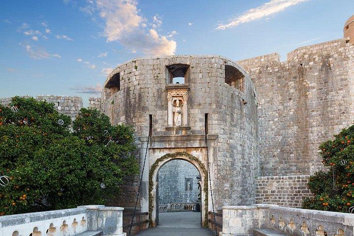 From Split: Dubrovnik Guided Day Tour with Ston Oyster tasting